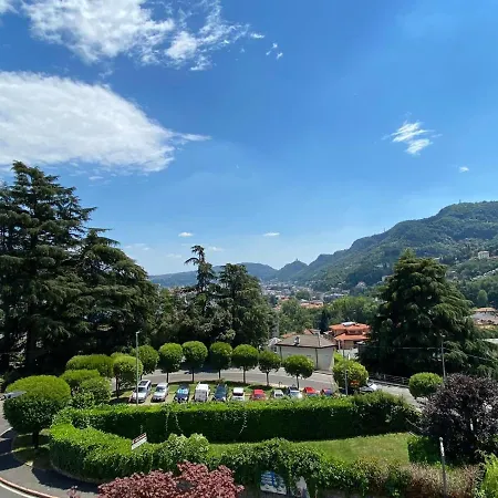 Kai Lake Como